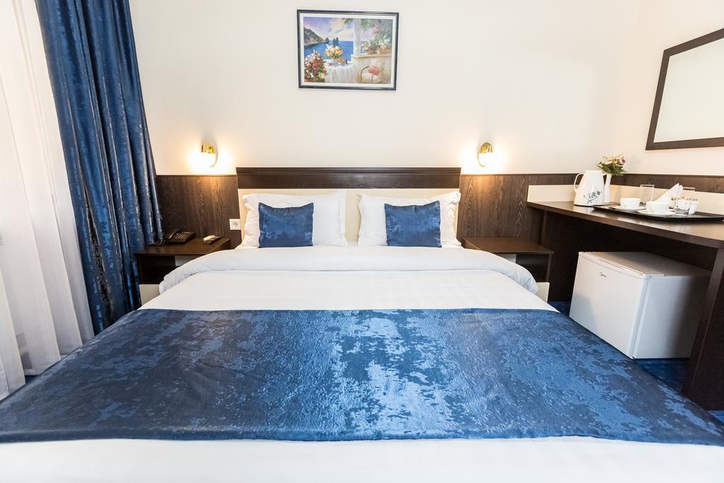 Salem Hotel On Abaya 알마티 외부 사진